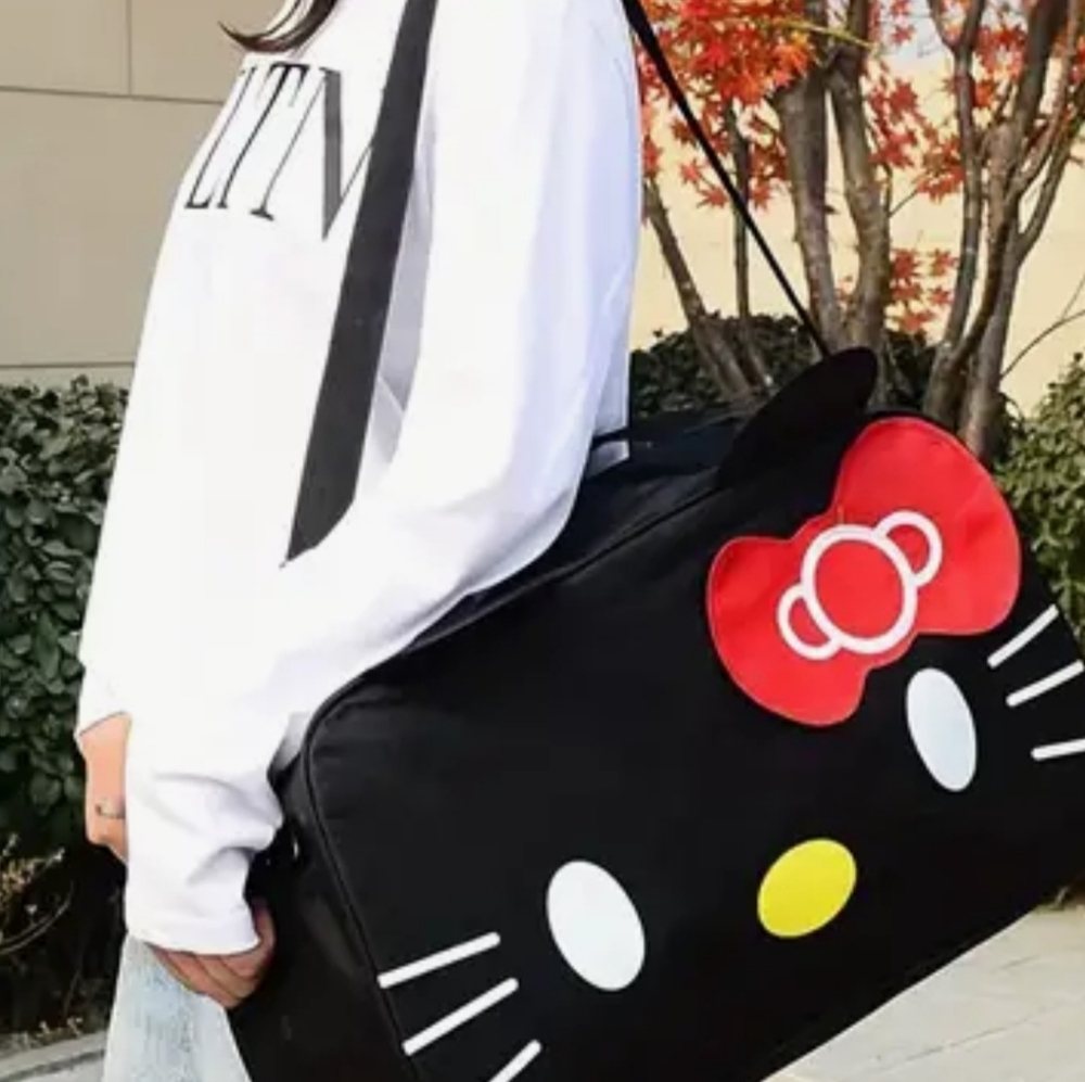 NWT hello kitty bag